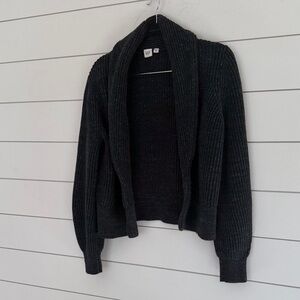 GAP Women's Charcoal Heather Shawl Collar  Sweater Size Meduium